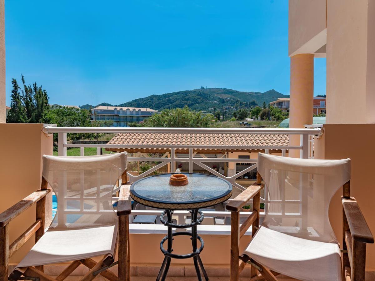 La Sirena Hotelアルガッシ エクステリア 写真